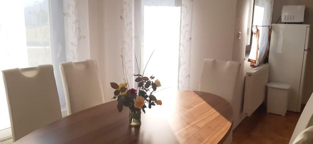 Apartment Golden Fields Смолянаць Екстер'єр фото