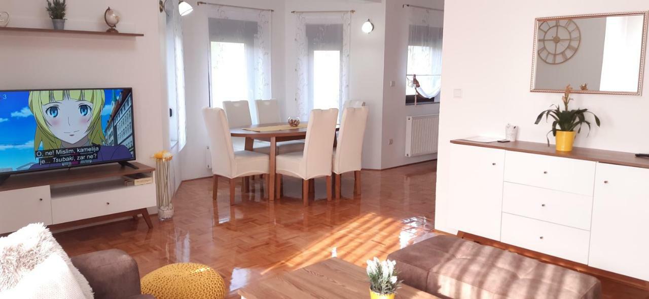 Apartment Golden Fields Смолянаць Екстер'єр фото